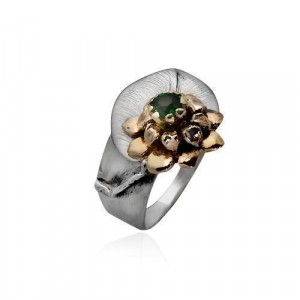 Rafael Jewelry Flower Ring in Sterling Silver and 9k Yellow Gold with Emerald Joyería Judía